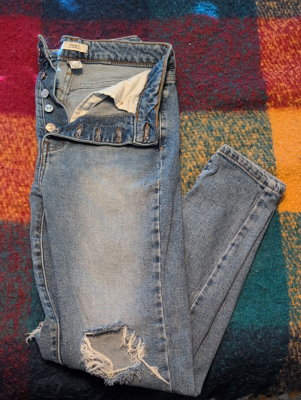 Forever 21 Light Blue Skinny Jeans with Knee Distress